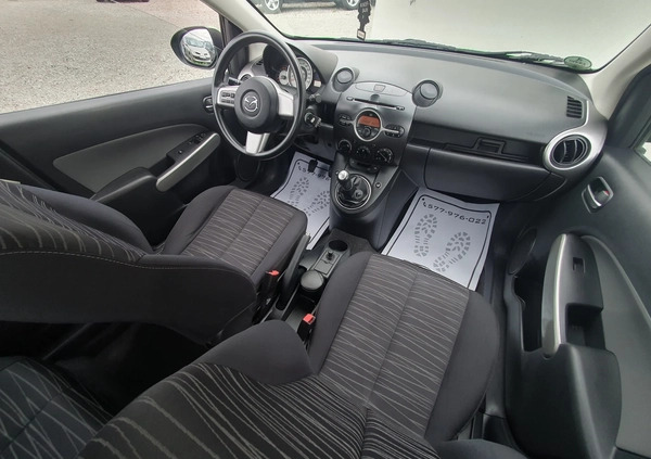 Mazda 2 cena 17700 przebieg: 190000, rok produkcji 2008 z Łazy małe 379